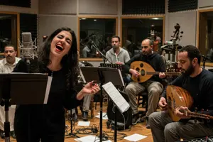        الموسيقيون والمطربون والملحنون      